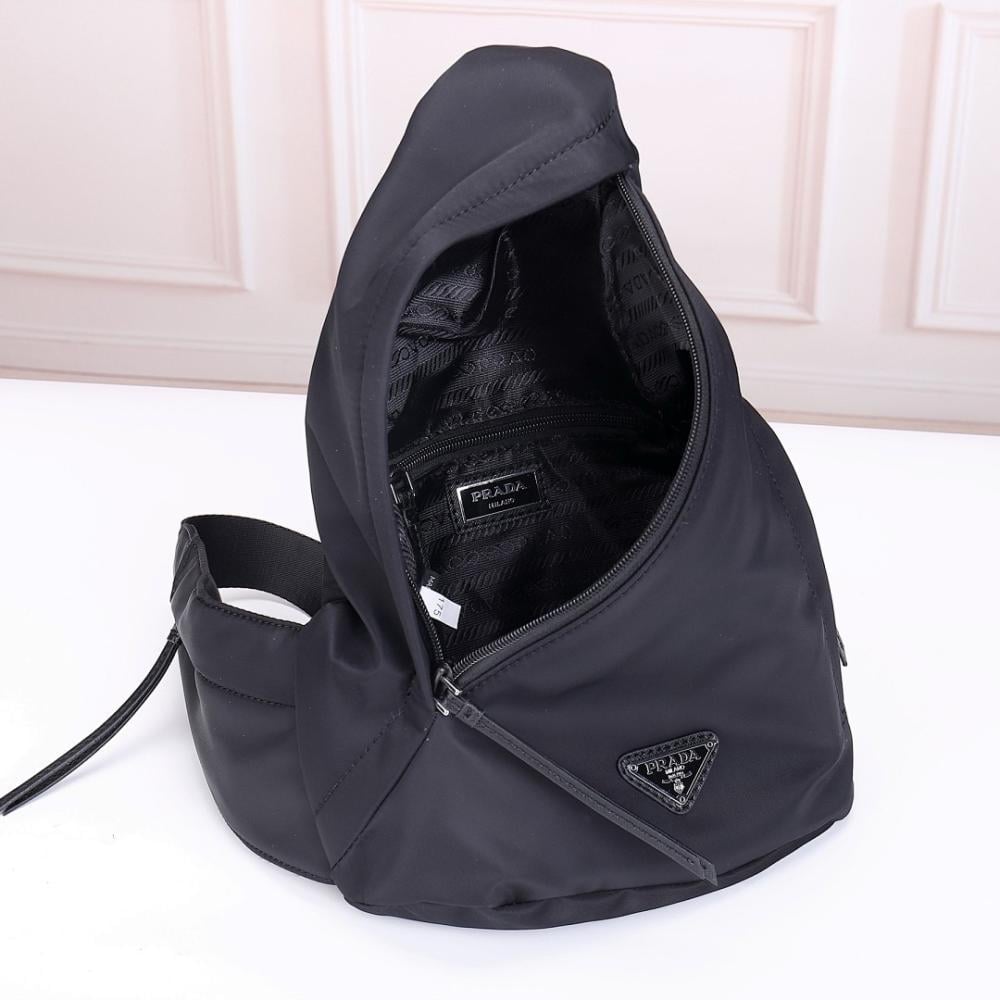 Modern Elegant Woven Nylon Shoulder Bag