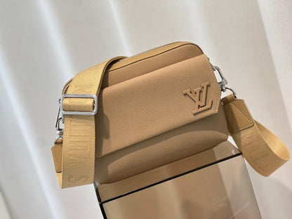 Stylish Refined Leather Crossbody Bag