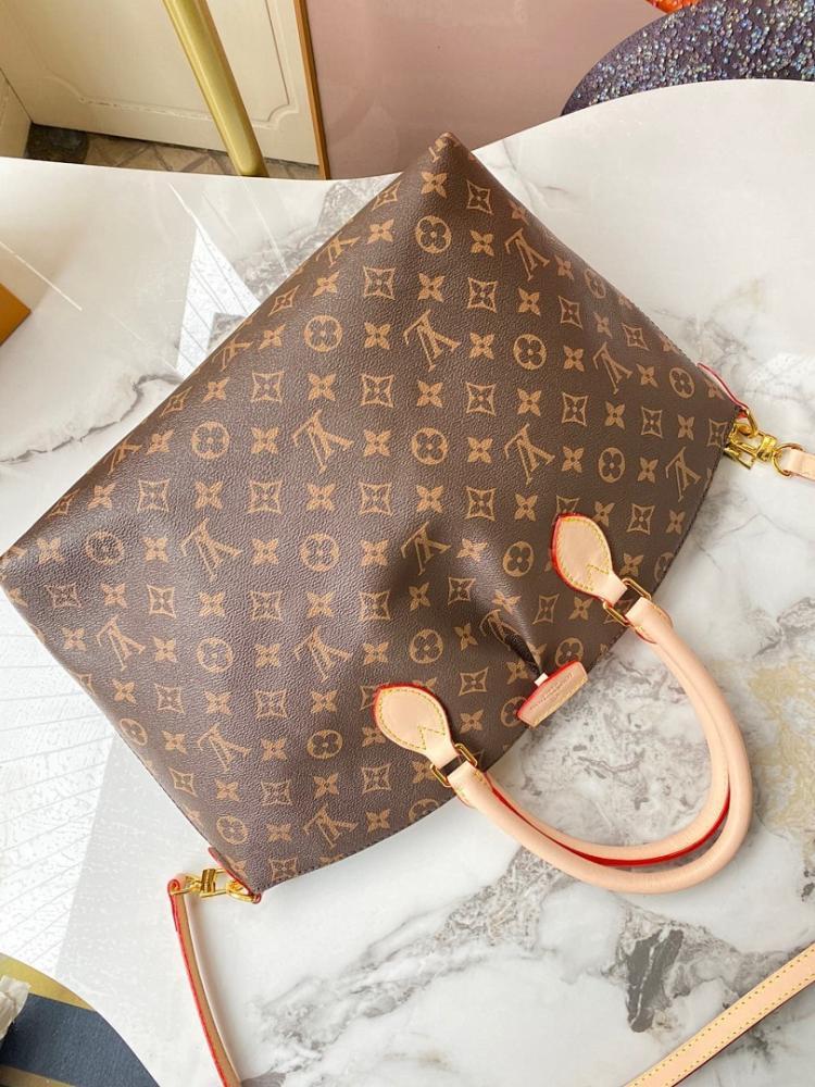 Italian-Inspired Luxury Leather Crossbody Bag