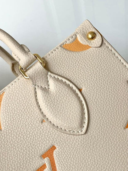 Elegant Leather Shoulder Bag – Limited Edition