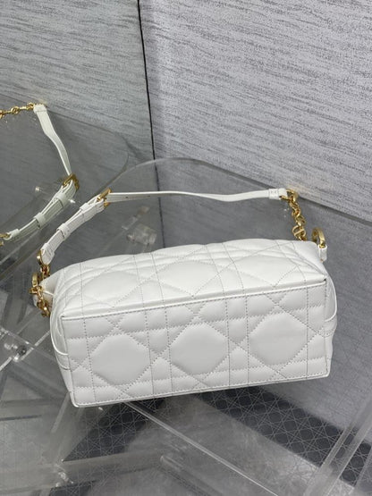 Classic Leather Shoulder Bag