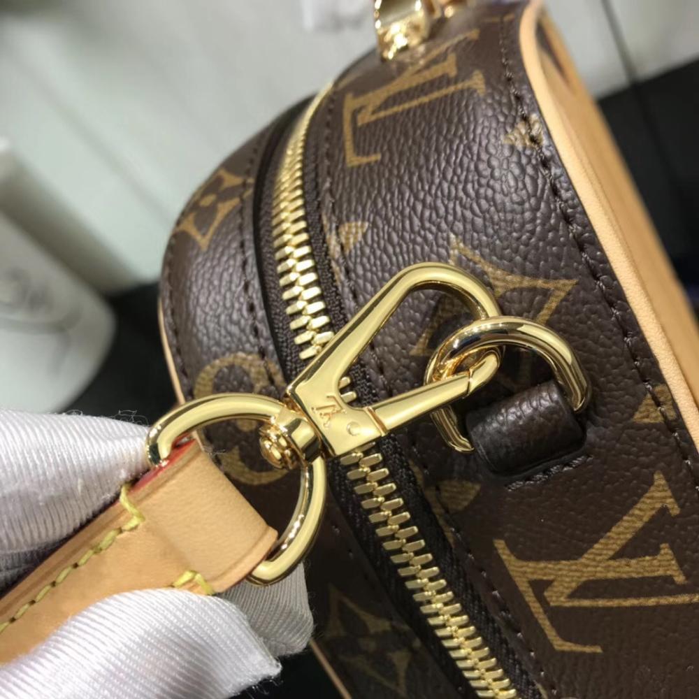 Classic Shoulder Bag