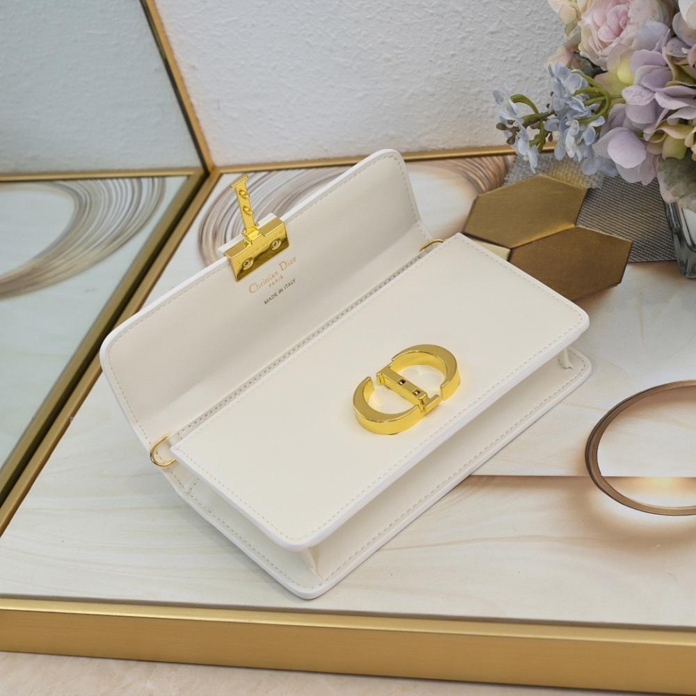 Elegant Leather Crossbody Bag – Special Edition