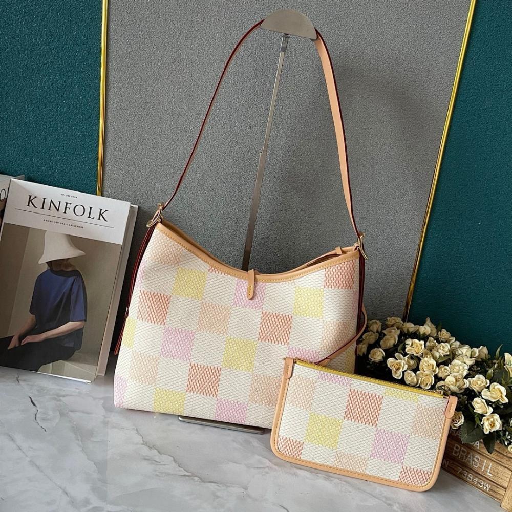 Elegant Refined Leather Top Handle Bag