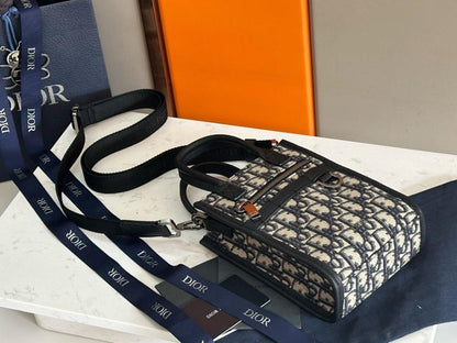 Elegant Black Printed Jacquard Shoulder Bag – Special Edition