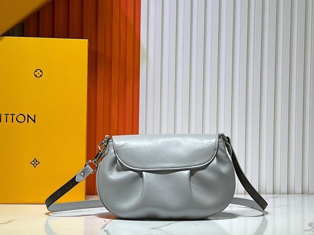 Modern Refined Pink Woven Denim Shoulder Bag