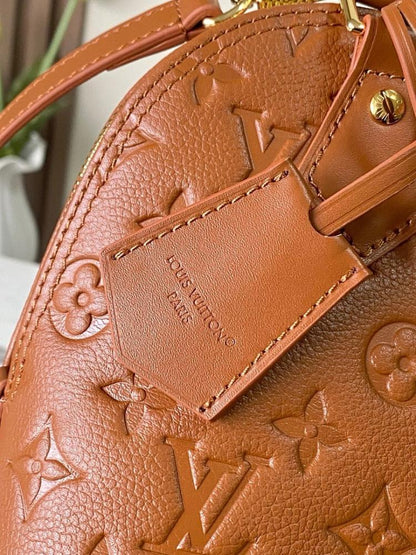 Alma Gold Leather Tote Bag