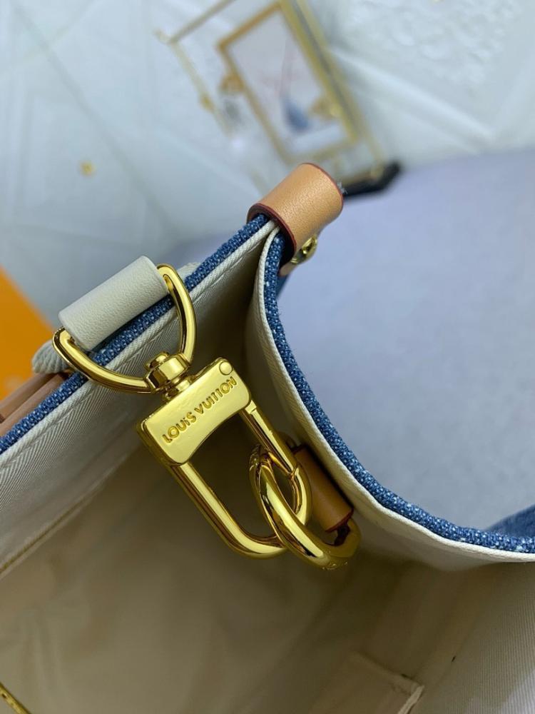 Elegant Refined Denim Crossbody Bag