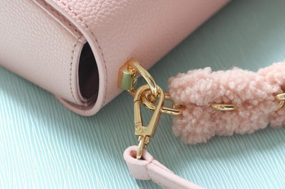 Stylish Refined Woven Leather Shoulder Bag