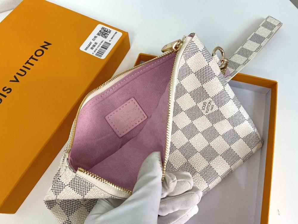 Italian-Inspired Elegant Embroidered Crossbody Bag