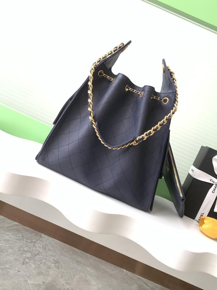 Classic Bucket Bag