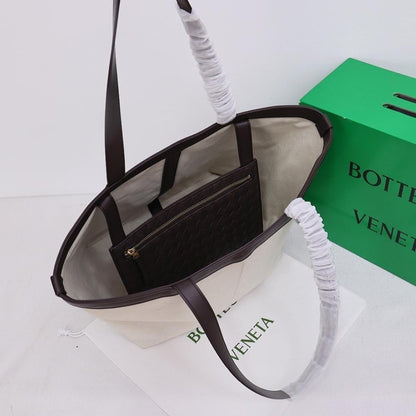 Modern Crossbody Bag