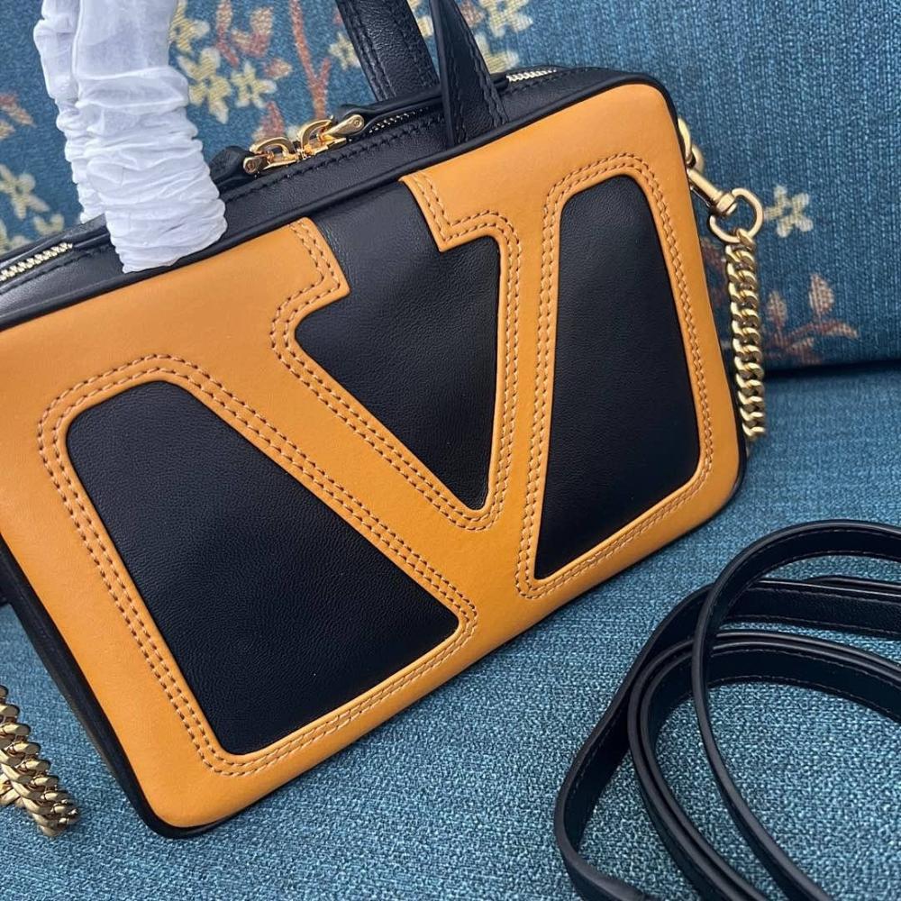 VLogo Signature Leather Crossbody Bag