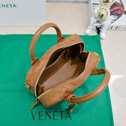 Elegant Top Handle Bag – Special Edition