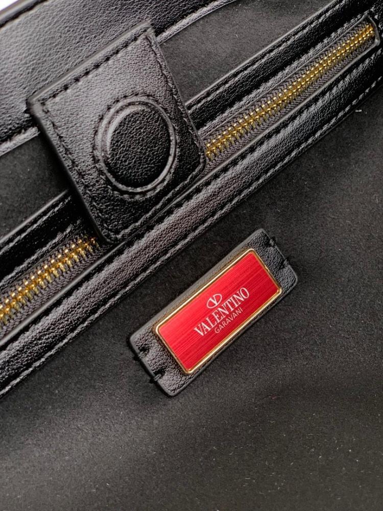 Italian-Inspired Stylish Gold Shoulder Bag