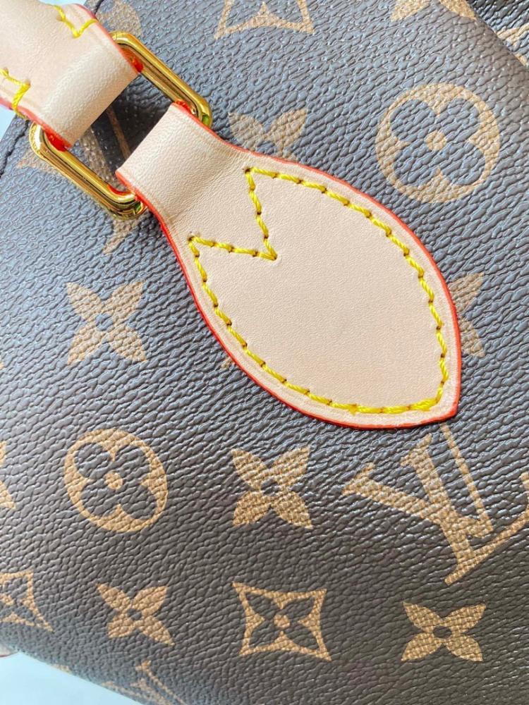 Luxury Canvas Shoulder Bag – Limited Edition