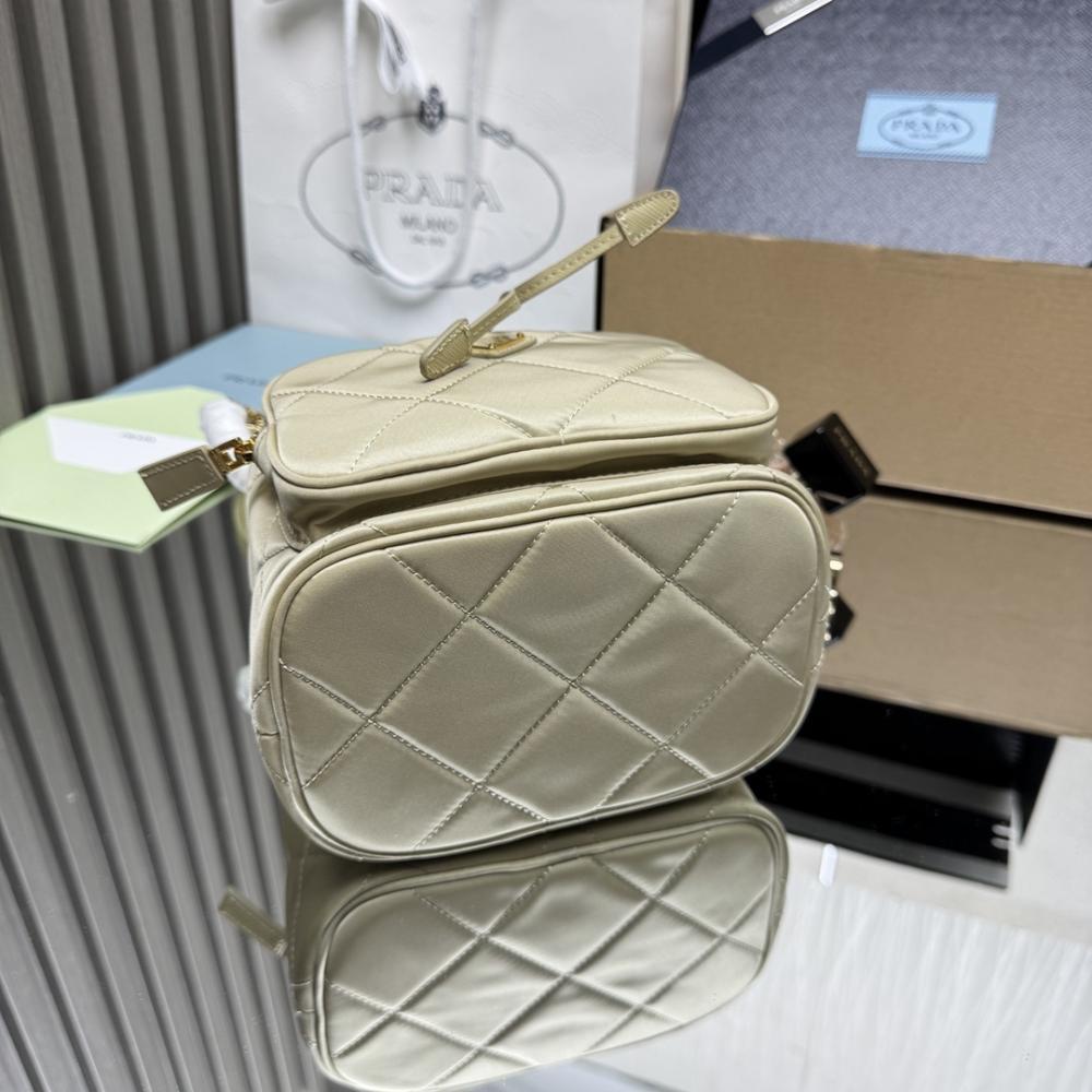 Quilted Leather Shoulder Bag