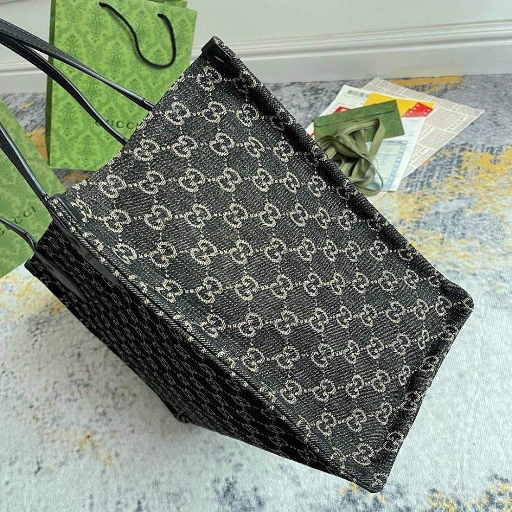 Modern Elegant Shoulder Bag