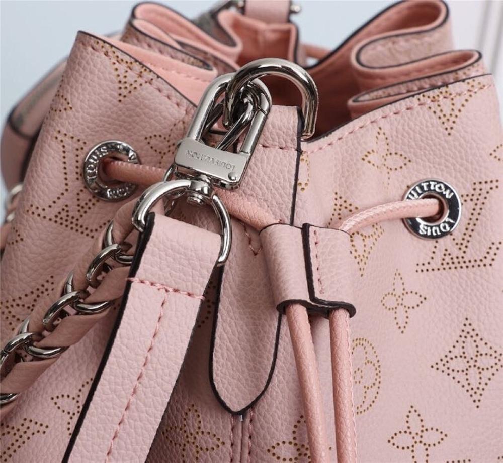 Modern Luxury Woven Calfskin Bucket Bag