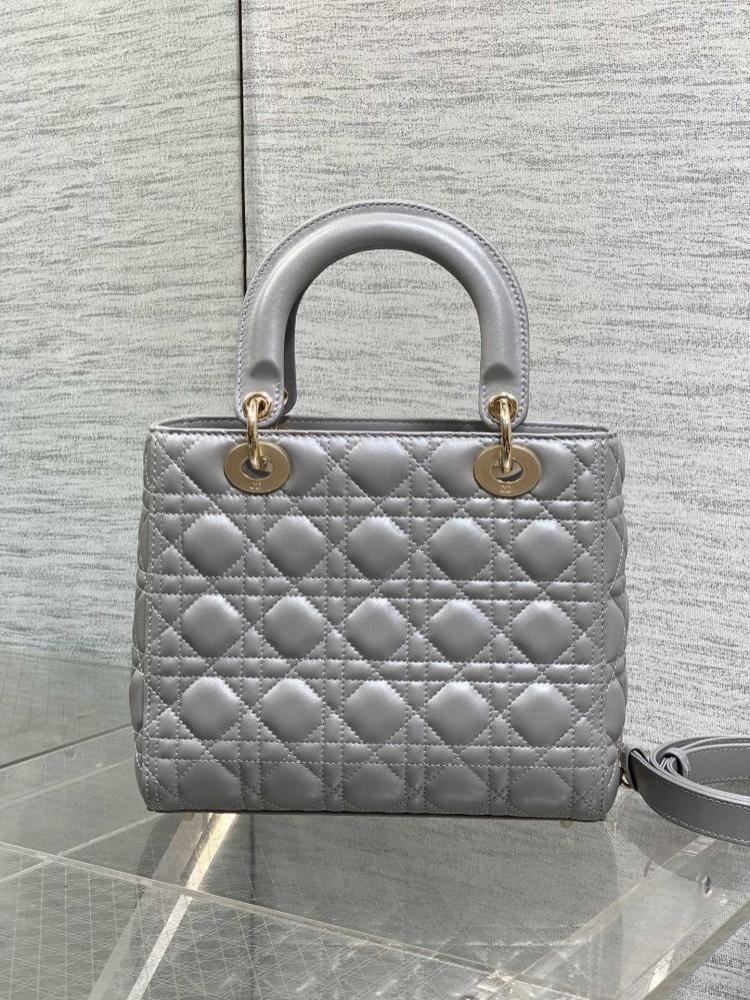 Classic Leather Shoulder Bag