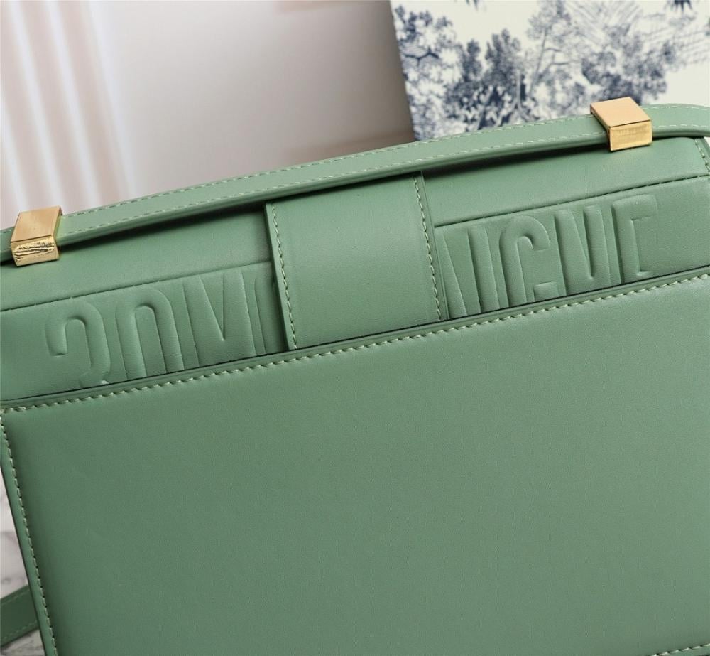 Alma Leather Shoulder Bag