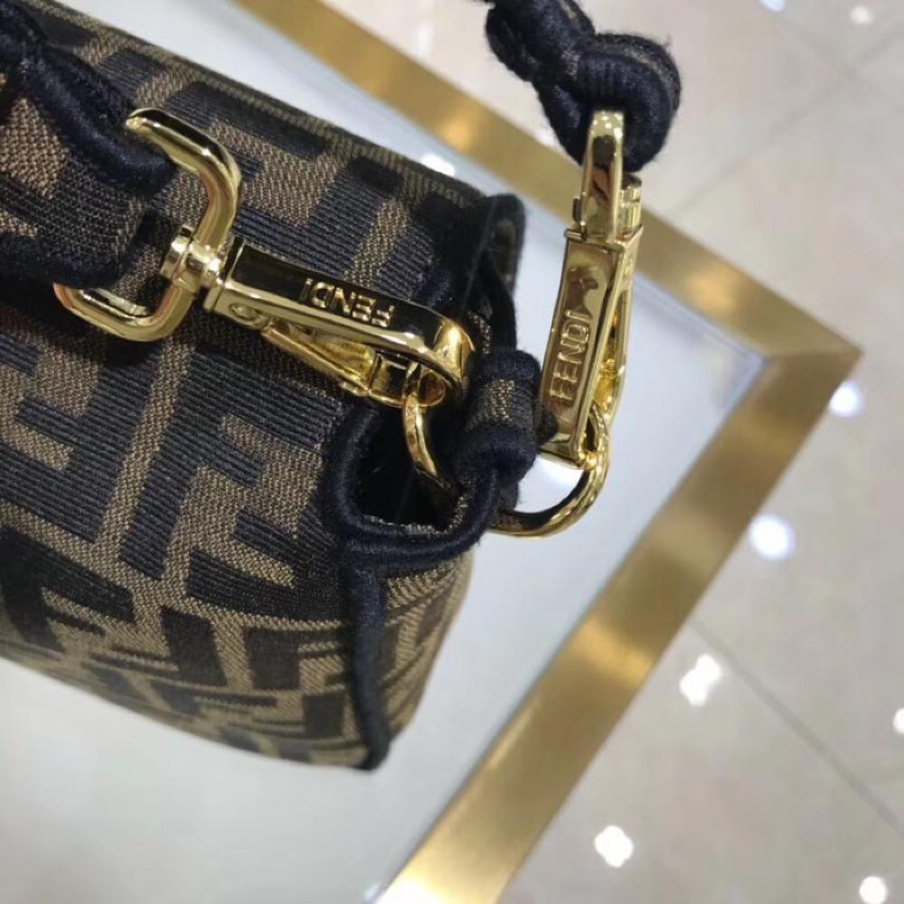 Elegant Shoulder Bag