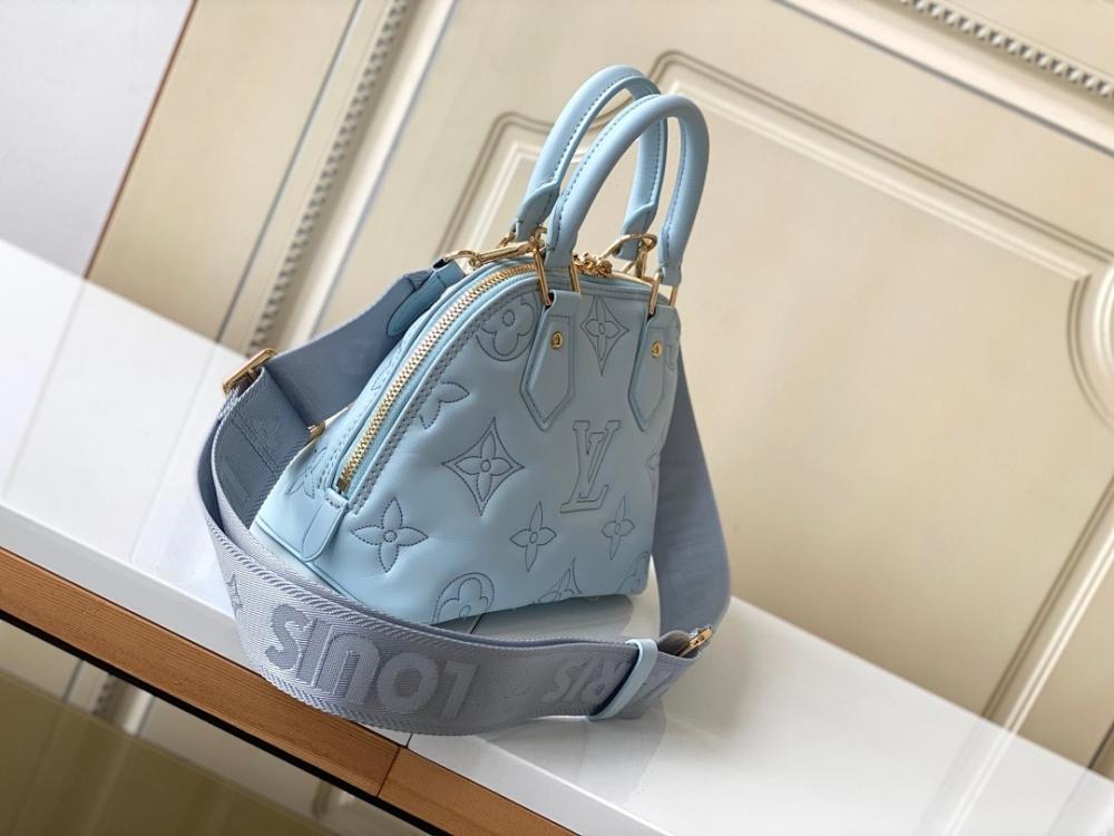 Stylish Refined Quilted Leather Shoulder Bag