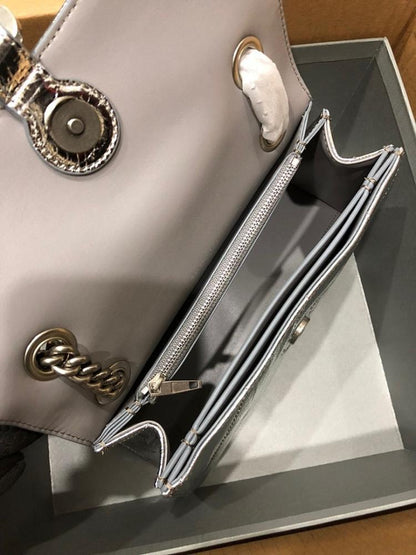 Modern Quilted Leather Shoulder Bag – Limited Edition