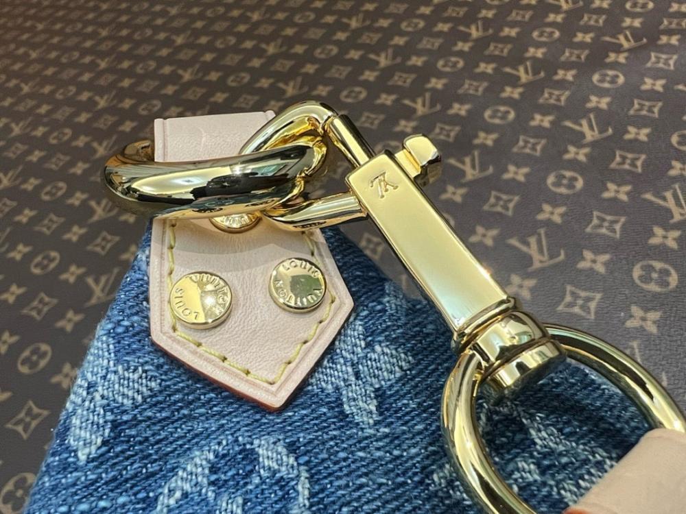 Italian-Inspired Stylish Blue Leather Shoulder Bag