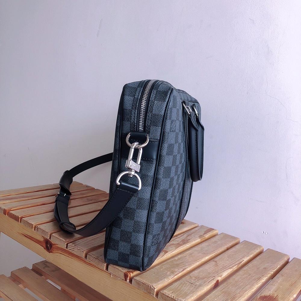 Stylish Refined Leather Top Handle Bag