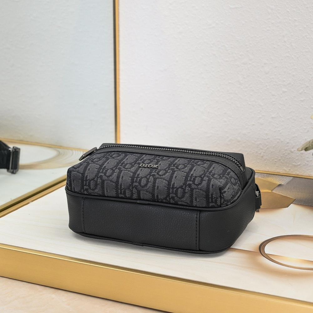 Elegant Refined Top Handle Bag