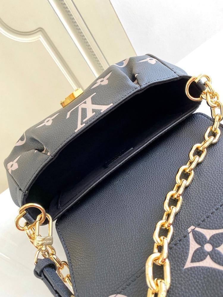 Elegant Leather Shoulder Bag – Special Edition