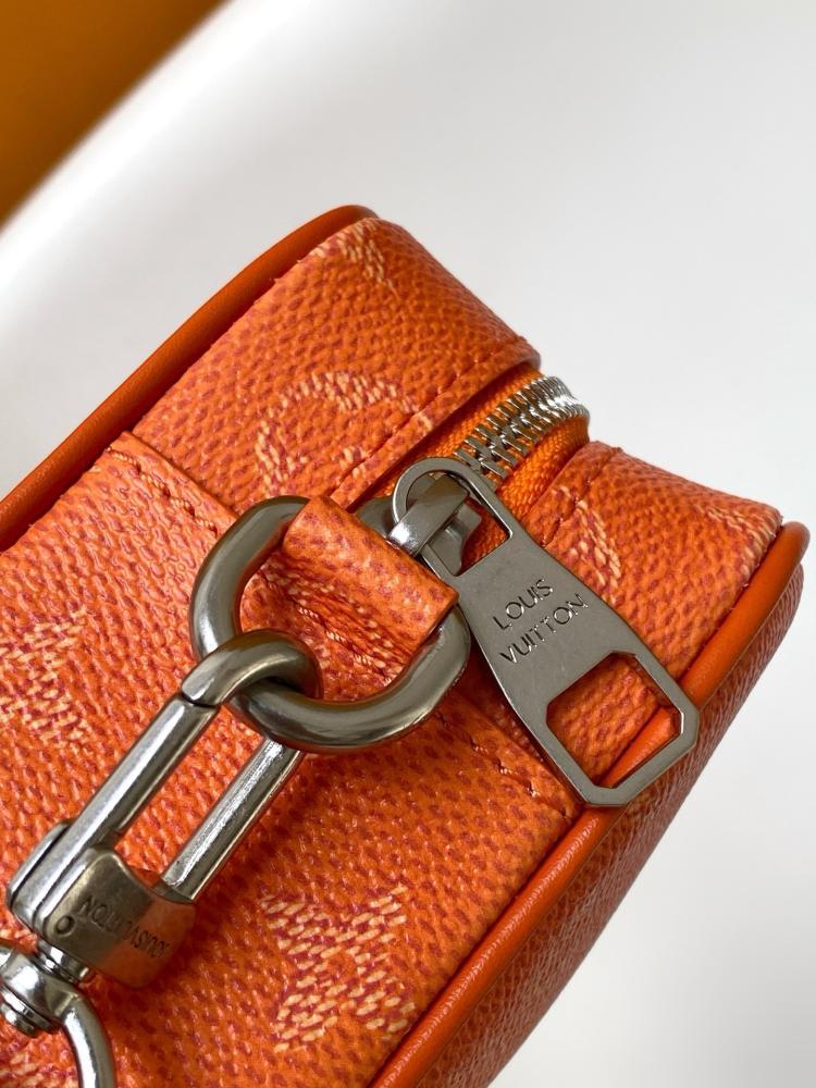 Classic Crossbody Bag