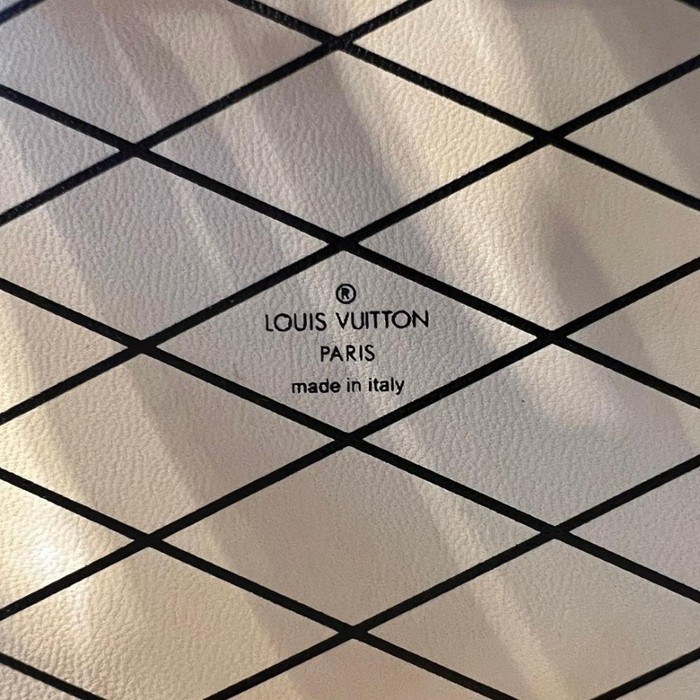 Modern Italian-Inspired Leather Top Handle Bag