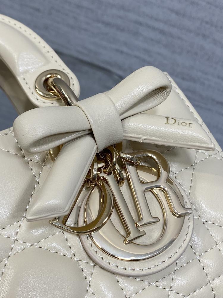 Elegant Top Handle Bag