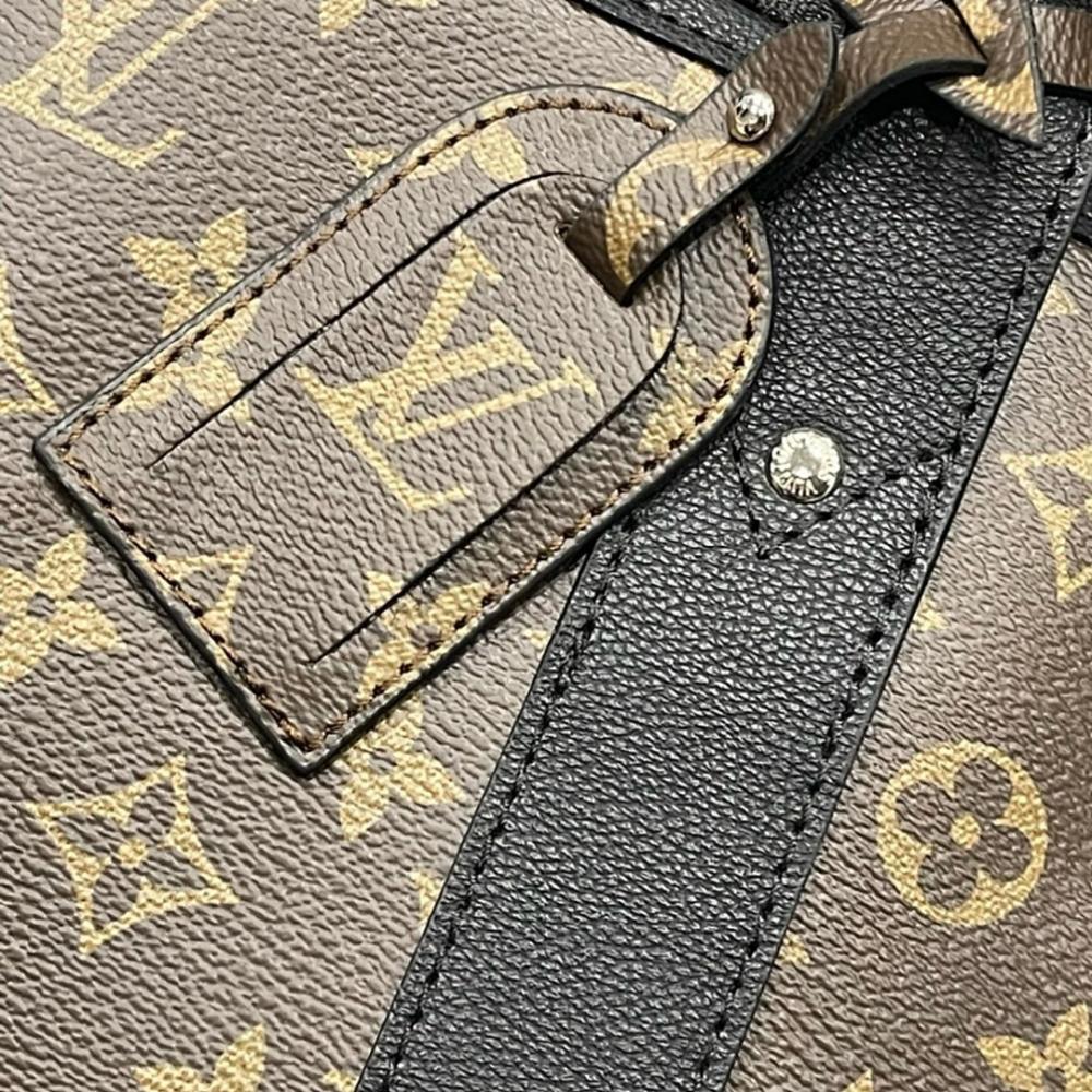 Stylish Leather Shoulder Bag – Special Edition