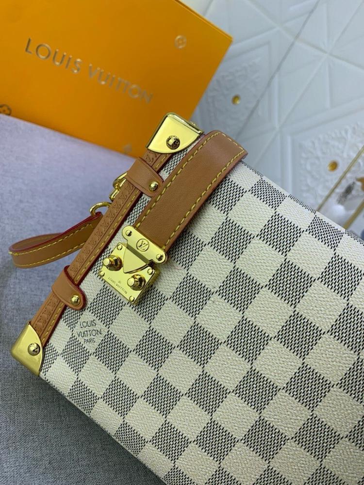 Classic Luxury Canvas Shoulder Bag
