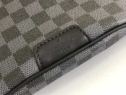 Modern Italian-Inspired Calfskin Crossbody Bag