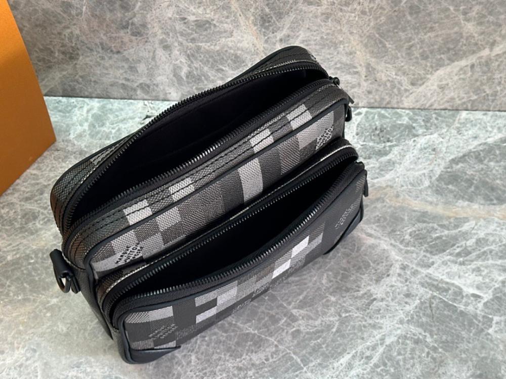 Classic Elegant Black Top Handle Bag – Special Edition