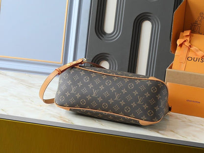 Stylish Refined Gold Woven Leather Shoulder Bag