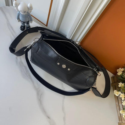 Classic Leather Shoulder Bag – Special Edition