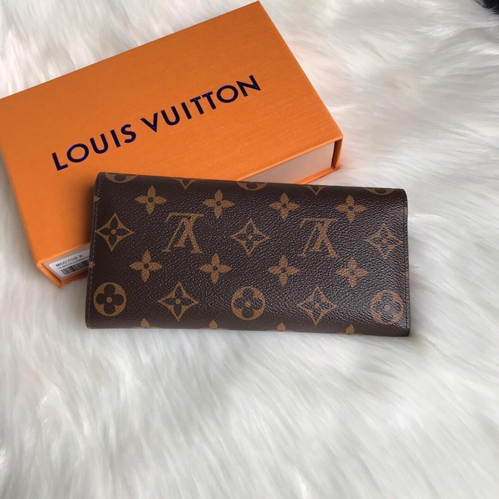 Elegant Stylish Quilted Wallet