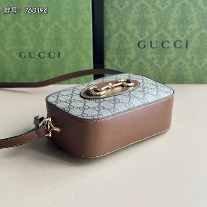 Modern Elegant Shoulder Bag
