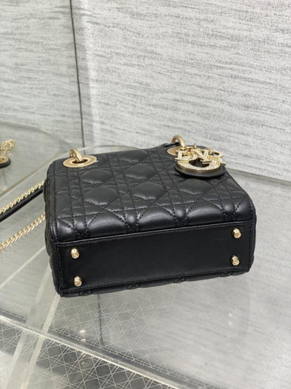 Elegant Top Handle Bag