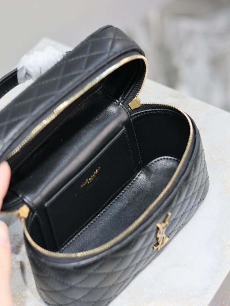 Gaby Leather Shoulder Bag