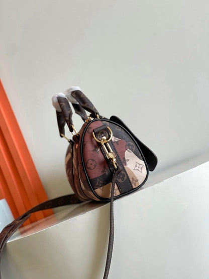 Modern Italian-Inspired Embroidered Leather Shoulder Bag