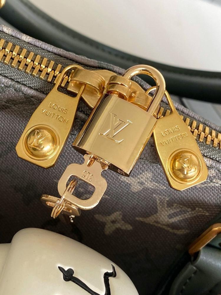 Keepall Gold Monogram Leather Travel Bag