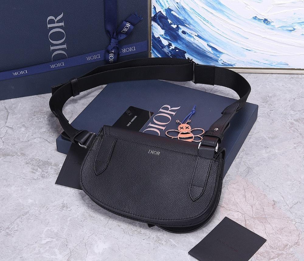 Modern Elegant Leather Crossbody Bag