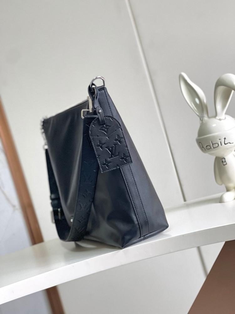 Classic Elegant Canvas Shoulder Bag – Special Edition