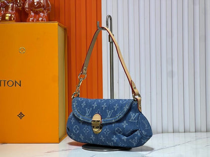 Luxury Stylish Monogram Leather Bag